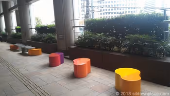 ミューザ2F 屋外デッキ