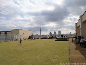 マルイ北千住屋上広場