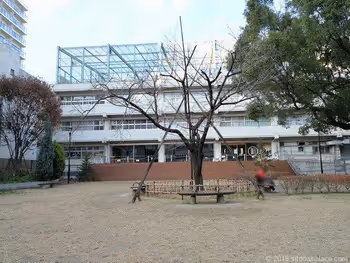 練成公園アーツ千代田3331の外観