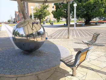 カナルパーク付近環水東ステーションそばの休憩場所