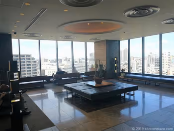 ソラマチ7F12番地のシックな休憩場所