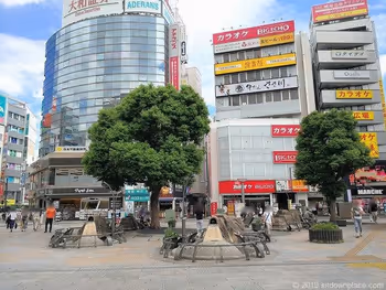 赤羽駅東口広場