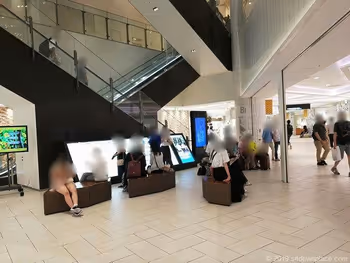 大名古屋ビルヂングB1Fisetan側アトリウムの休憩場所