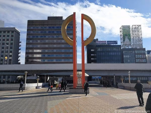 Photo of Ueno Station | Rest Spot on the Pedestrian Deck 2