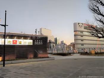 UENO3153サクラテラス付近