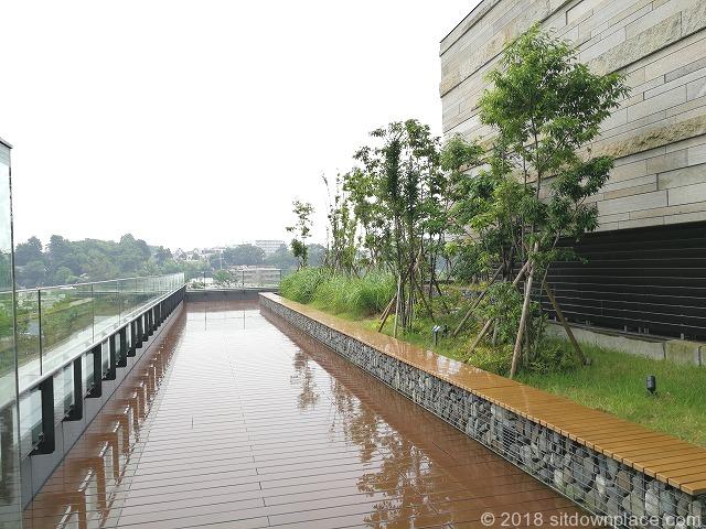 [二子玉川站] RISE屋顶花园4F 休息处 的照片 1
