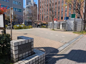 亀戸駅前公園の写真1