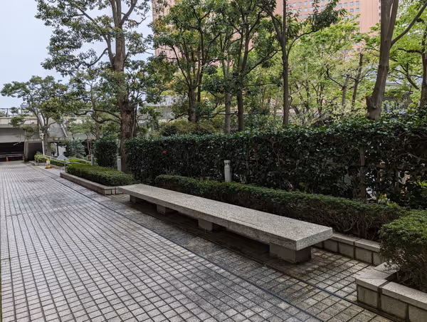 都議会議事堂横の写真1