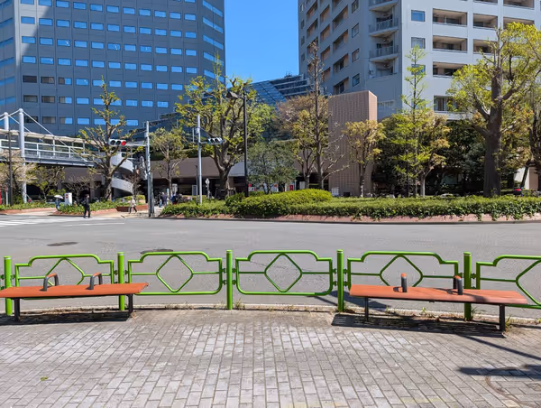 聖ルカ通り 聖路加タワー交差点の写真1