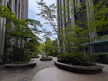 ホトリア広場の写真8