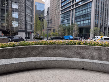 読売新聞本社 日比谷通り側の写真4