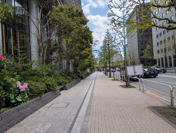 大手町プレイス 東京駅側の写真2