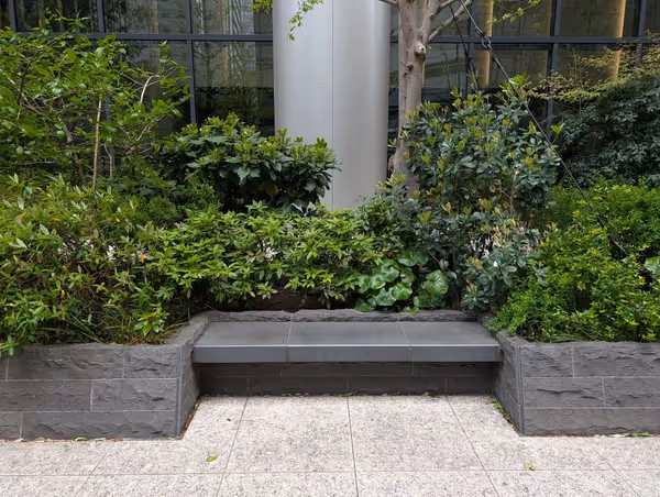 大手町プレイス 東京駅側の写真1