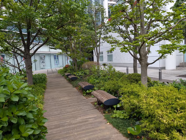 トリトンスクエアガーデンの写真2