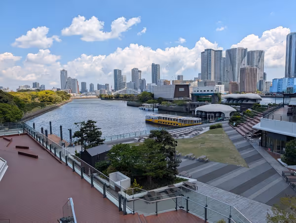 ウォーターズ竹芝 シアター棟 デッキの写真6