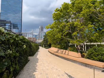 グリーンウォークの写真1