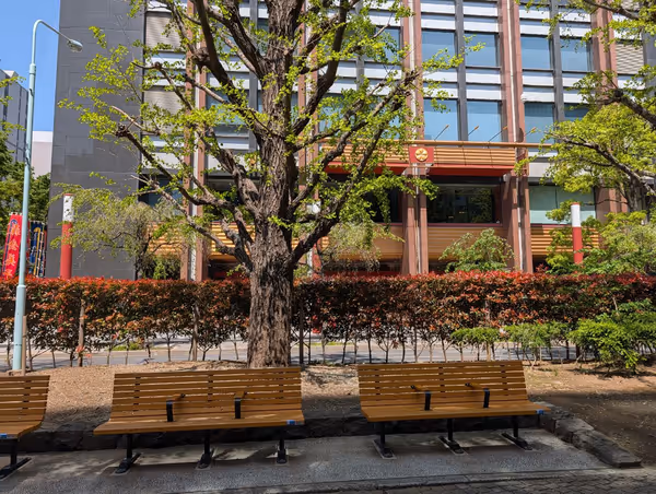 浜町公園 駅前歩道の写真6