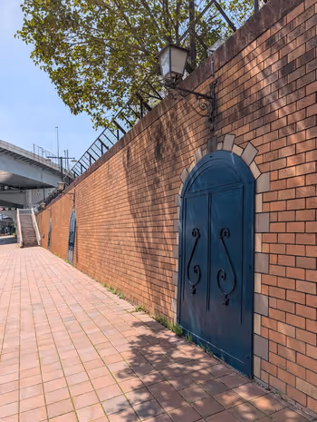 隅田川テラス 浜町河岸通り沿いの写真7