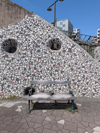 隅田川テラス 浜町河岸通り沿いの写真3