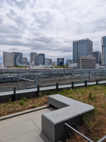 THE LINKPILLAR 2 デッキ 電車側の写真4