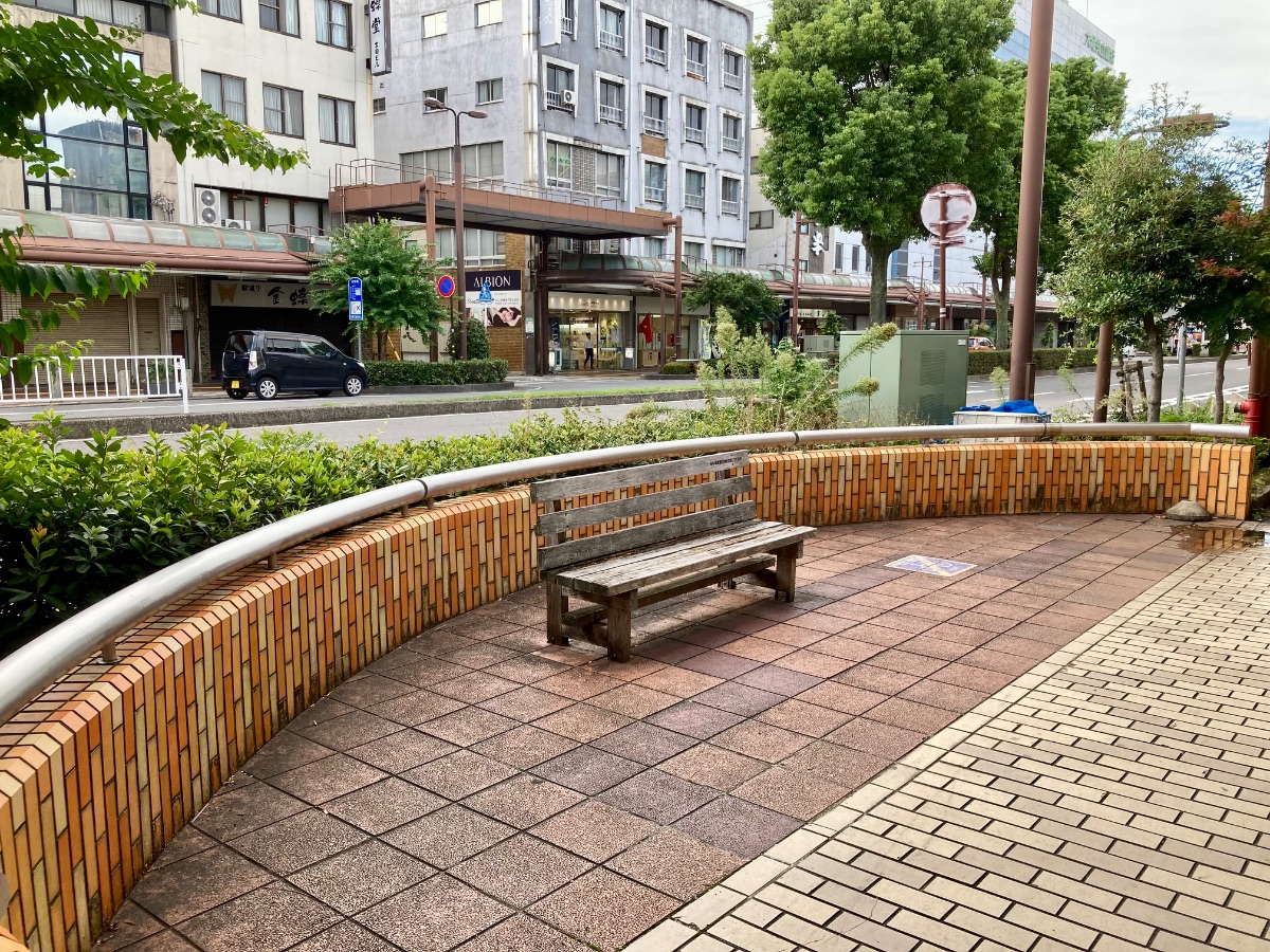 大垣駅前商店街 PASTA HOUSE SUZUYA前の写真1