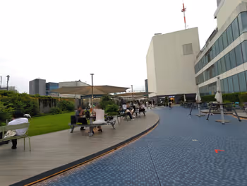 Bench in Ikebukuro Seibu Food and Green Sky Garden 8