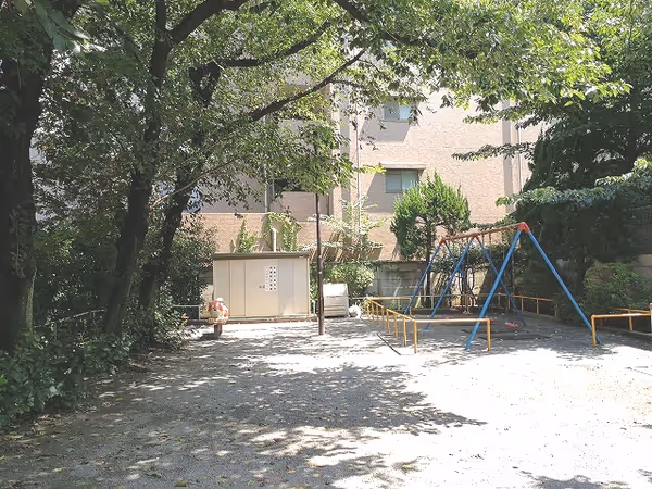 巣鴨四丁目児童遊園の写真3