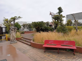 东急屋上太阳的广场的电车可口可乐复古椅子