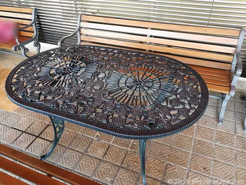 上野松坂屋屋頂廣場的桌子詳情