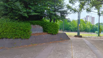 貝取南公園球技場を眺めての写真5