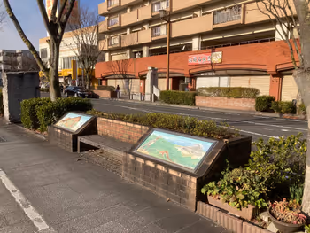 笠岡市役所前の写真1