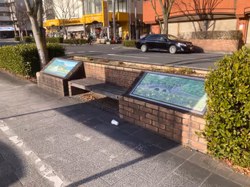 笠岡市役所前の写真2