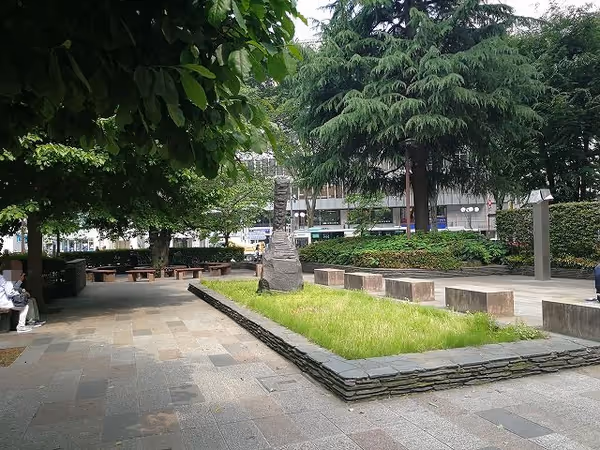 立川北口公園の写真1