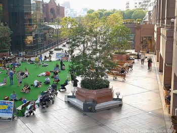 에비스 가든 플레이스 센터 광장의 경관