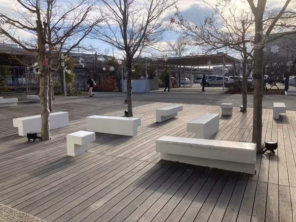 新山口駅北口駅前広場 1階多目的広場の写真1