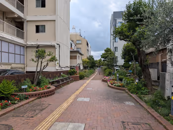 北沢川緑道 橋詰広場の写真2