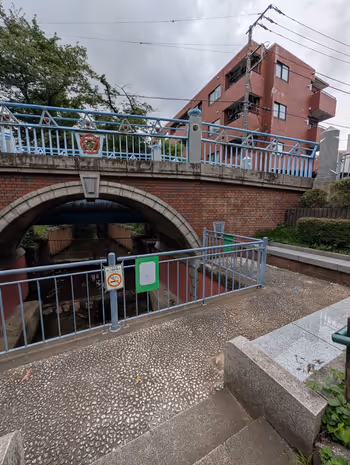 ゆずり橋 親水テラスの写真6