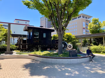 長岡京駅東口側の駅前の写真2