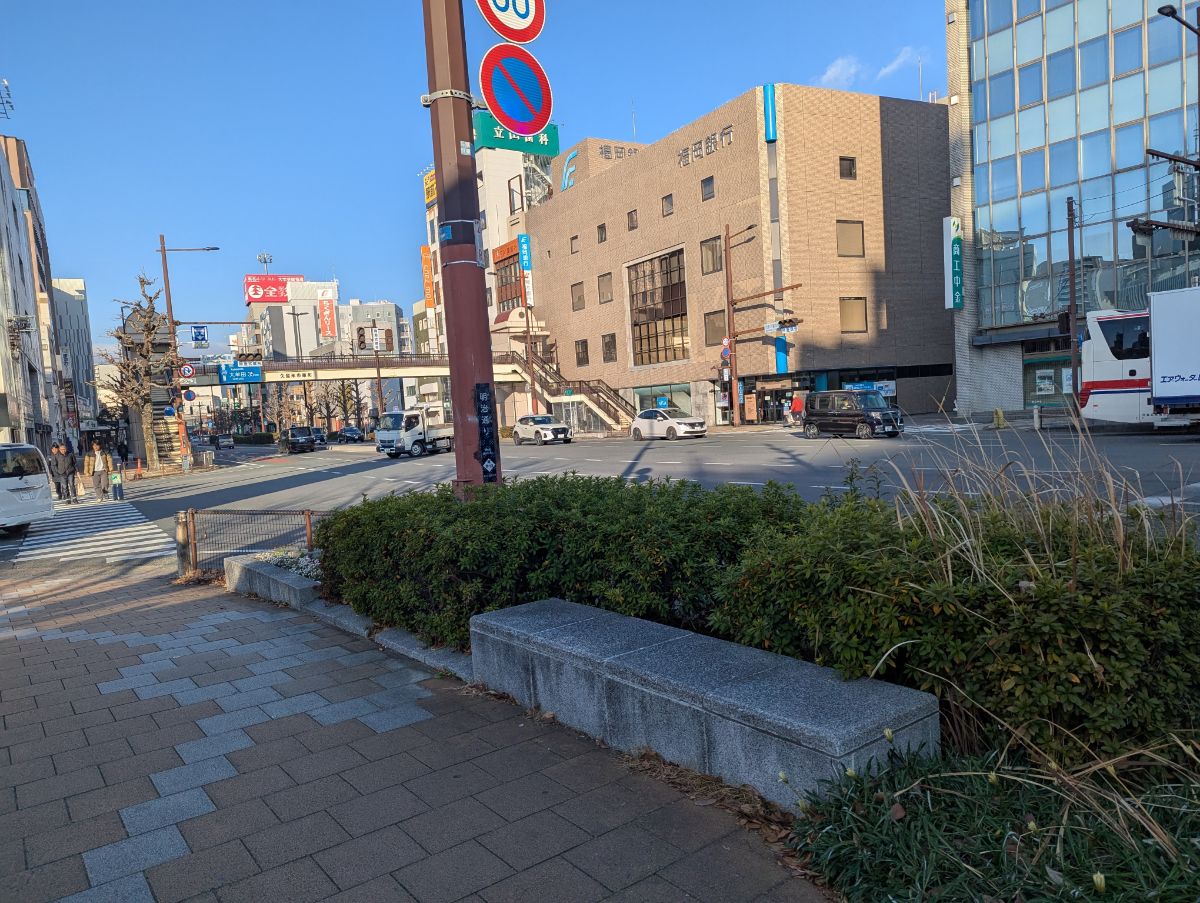 久留米駅前交番付近の写真1