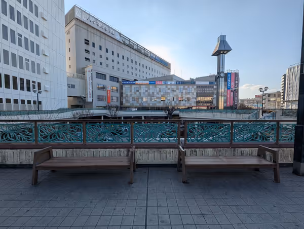 東口ペデストリアンデッキの写真4