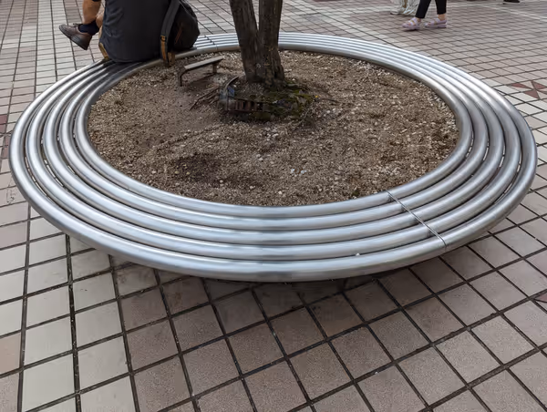 西口ルミネ入口の写真3