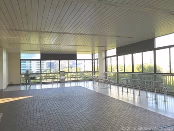 浜松町駅歩行者通路