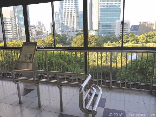 歩行者デッキの写真4