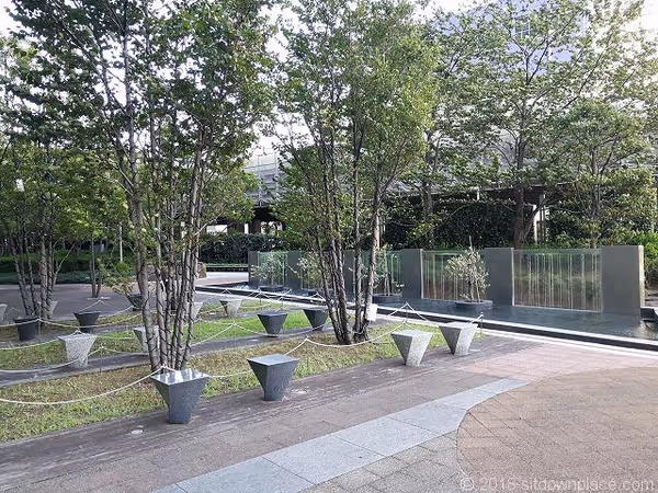 Photo of Hamamatsuchō Station | Shiodome Building Public Open Space Rest Spot 4