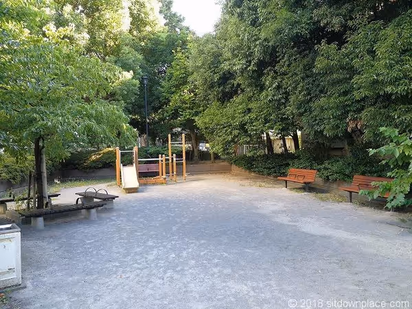 Photo of Hamamatsucho Station | Rest Spot at Hamasaki Park 2