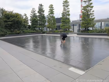 銀座シックス屋上庭園の水場