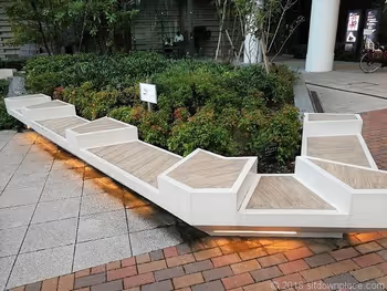 Bench in Oosaki West Exit Park