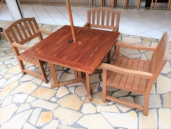 Yokosuka More's City 8F Sun Patio Table Seats