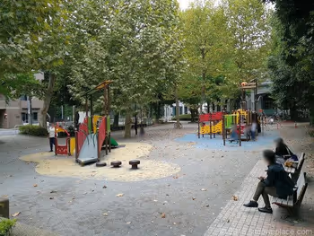 清澄庭園児童公園の遊具