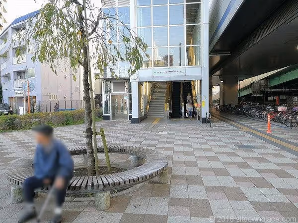 Foto von いやしのベンチ熊野前 4